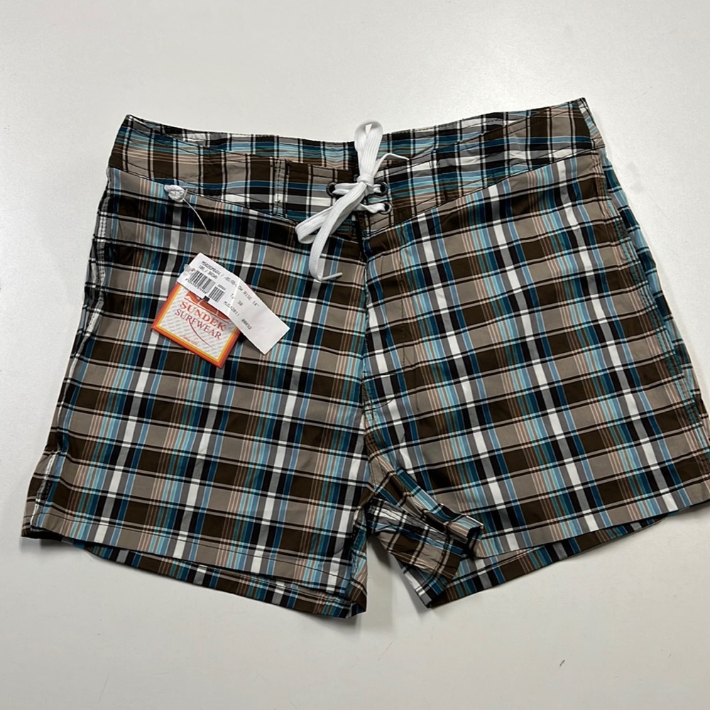 NWG men’s swim trunk